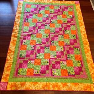 Vintage Beautiful Two-Sided  Quilt /Blanket  71.5X 53”